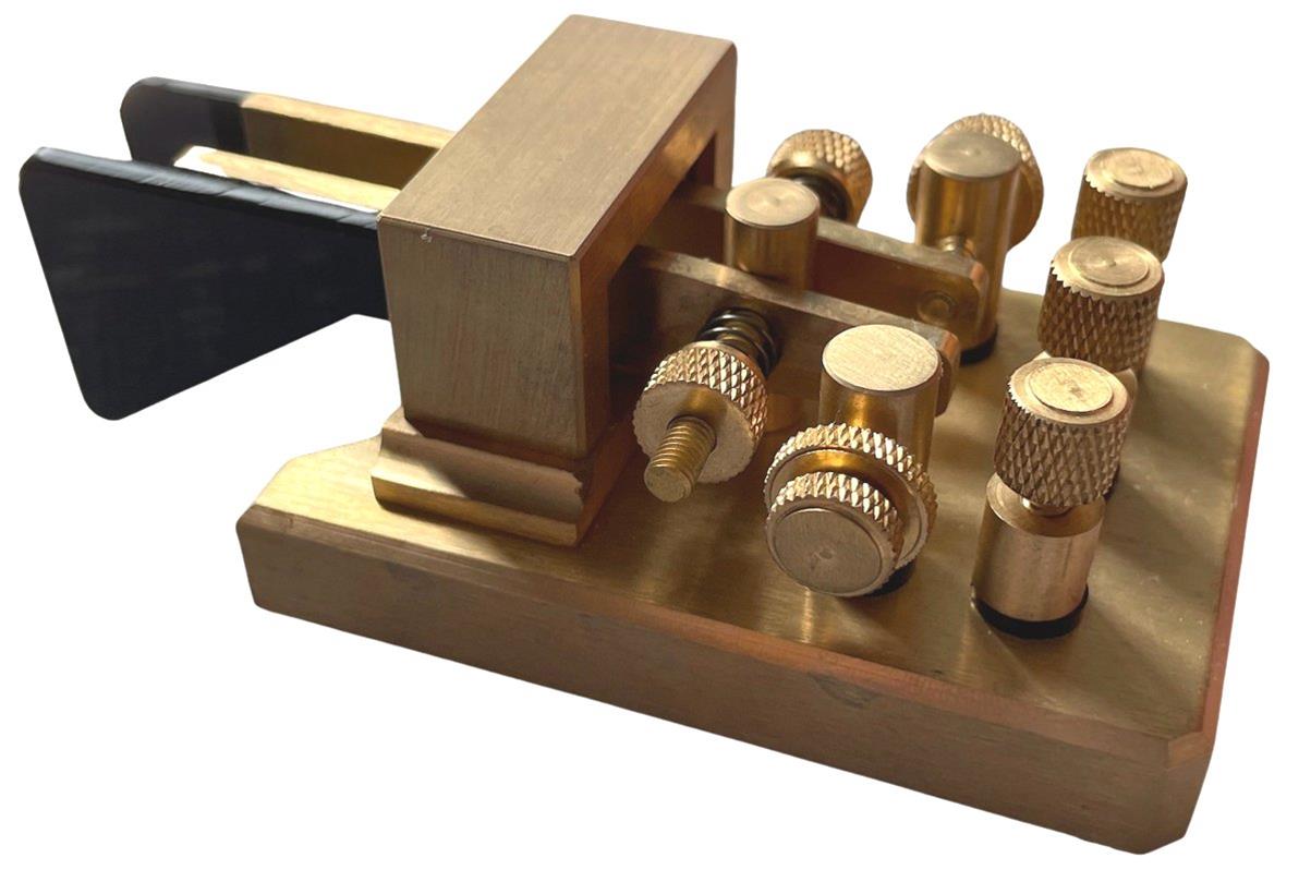 Chelegance K-1 Golden-Brass Iambic Automatic Double Paddle CW Key